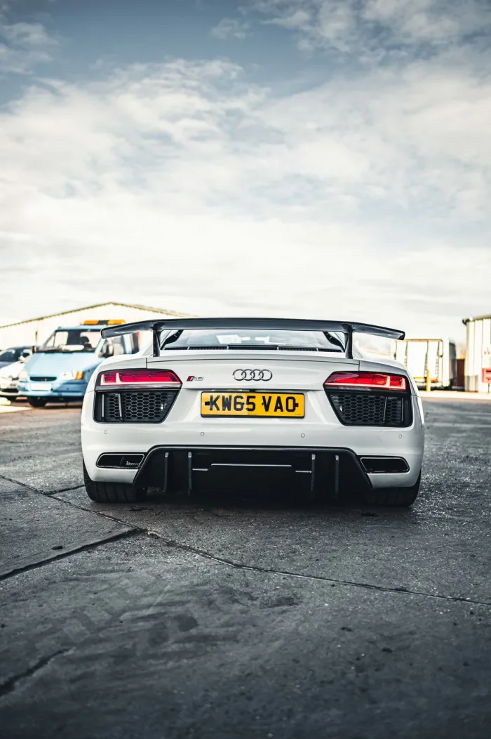 AUDI R8 V10 GEN 2 CARBON FIBRE WING - V STYLE - Image 5