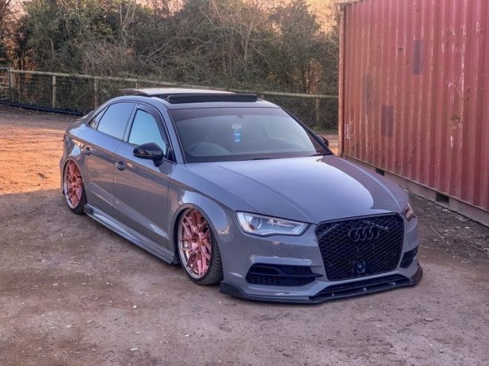 AUDI A3/S3/RS3 8V SALOON CARBON FIBRE SIDE SKIRTS - Image 3